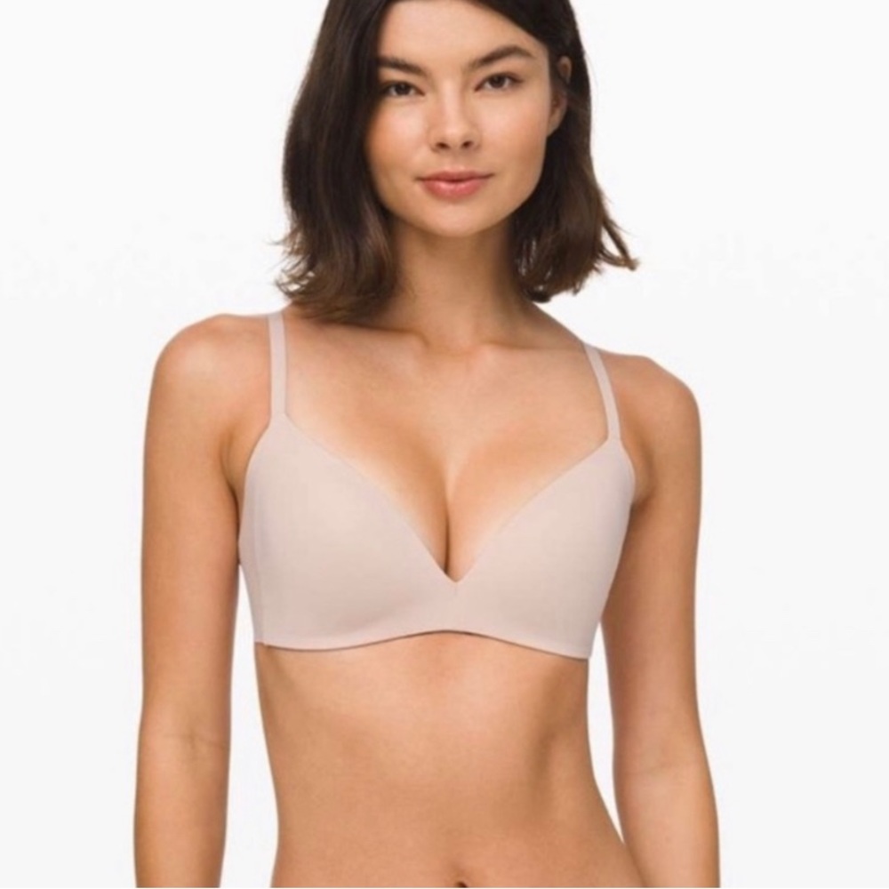 Lululemon bra 34c